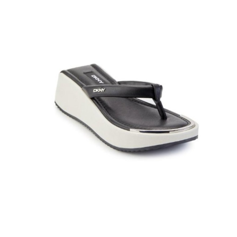 DKNY Maeryn Platform Semi Glaze Thong Sandal Black White 7.5M MSRP $110 NIB New